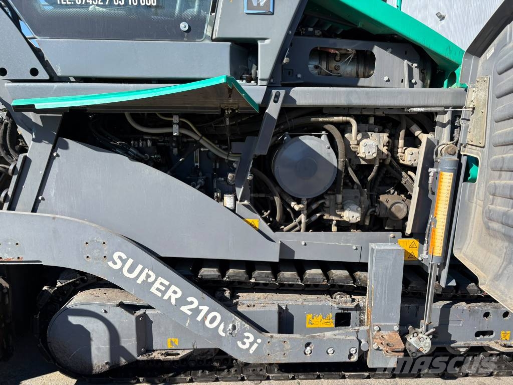 Vögele SUPER 2100-3i معدات السفلتة