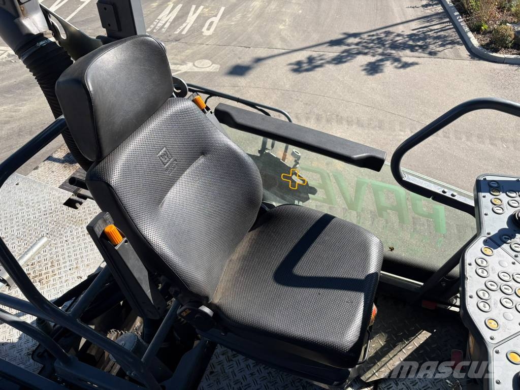 Vögele SUPER 2100-3i معدات السفلتة