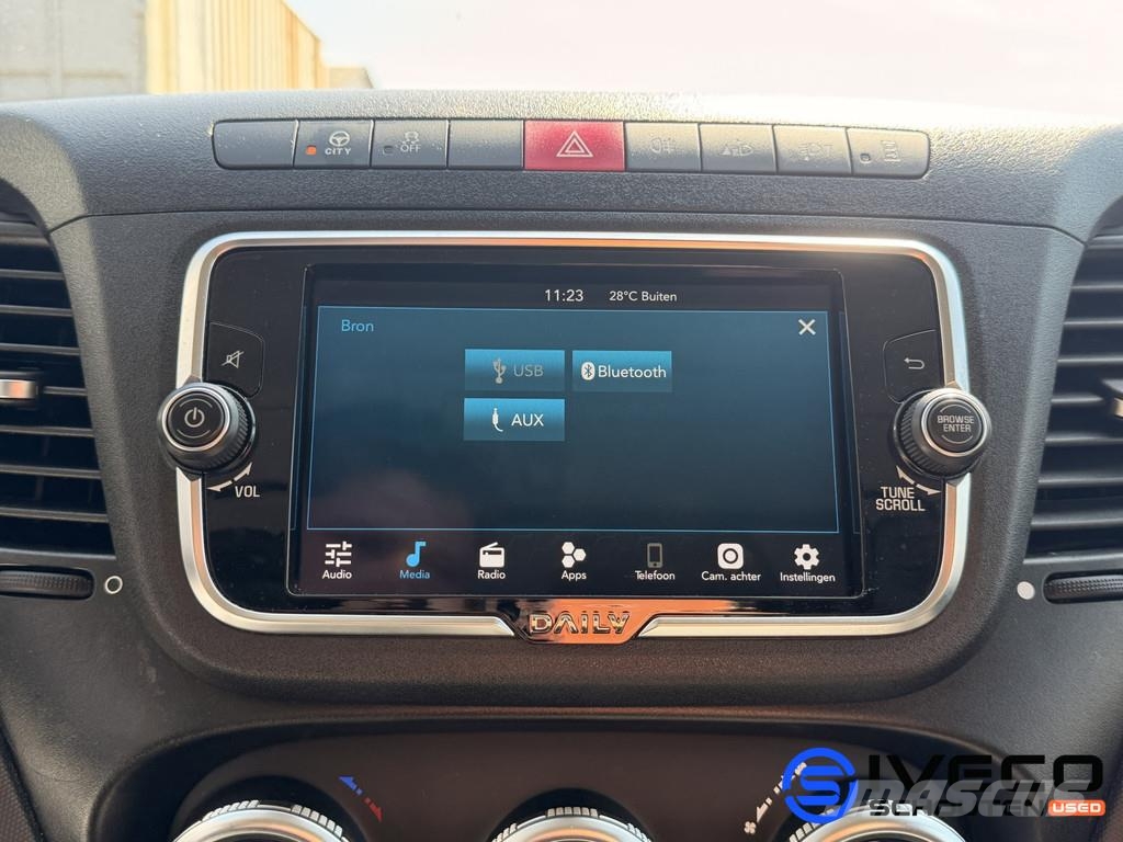 Iveco Daily 35S16 A8 2.3L 160pk - Enkellucht - W4100 - C Otros