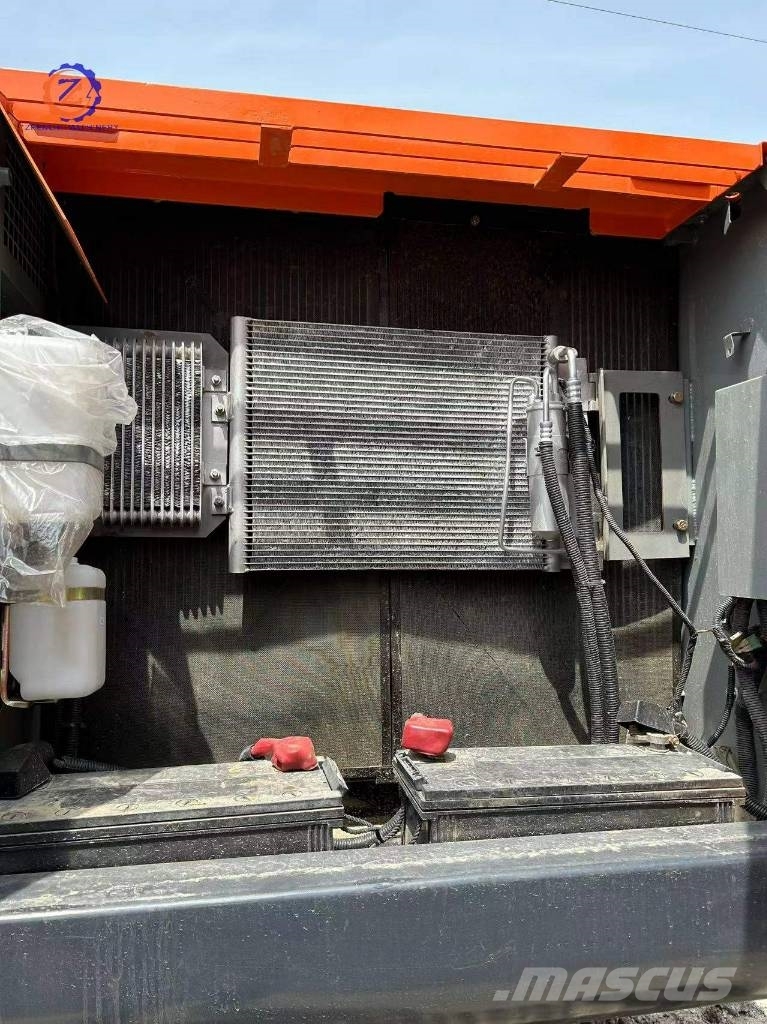 Hitachi ZX 210/90%new/High quality/excellent durability 履帶式 挖土機/掘鑿機/挖掘機