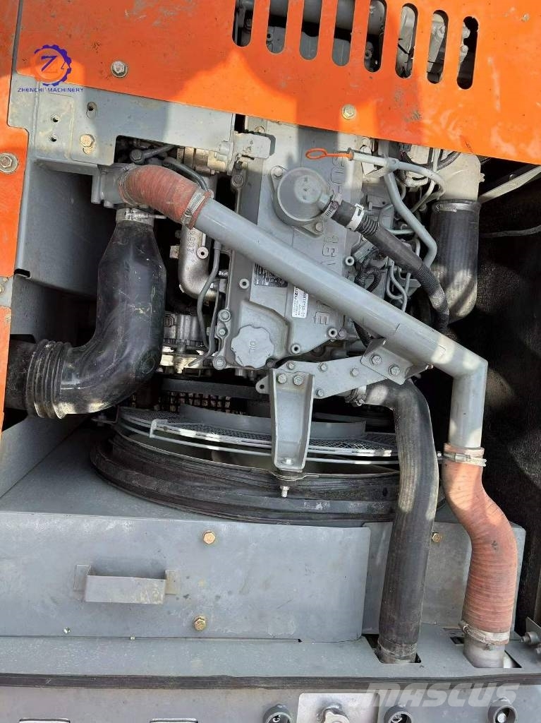 Hitachi ZX 210/90%new/High quality/excellent durability 履帶式 挖土機/掘鑿機/挖掘機