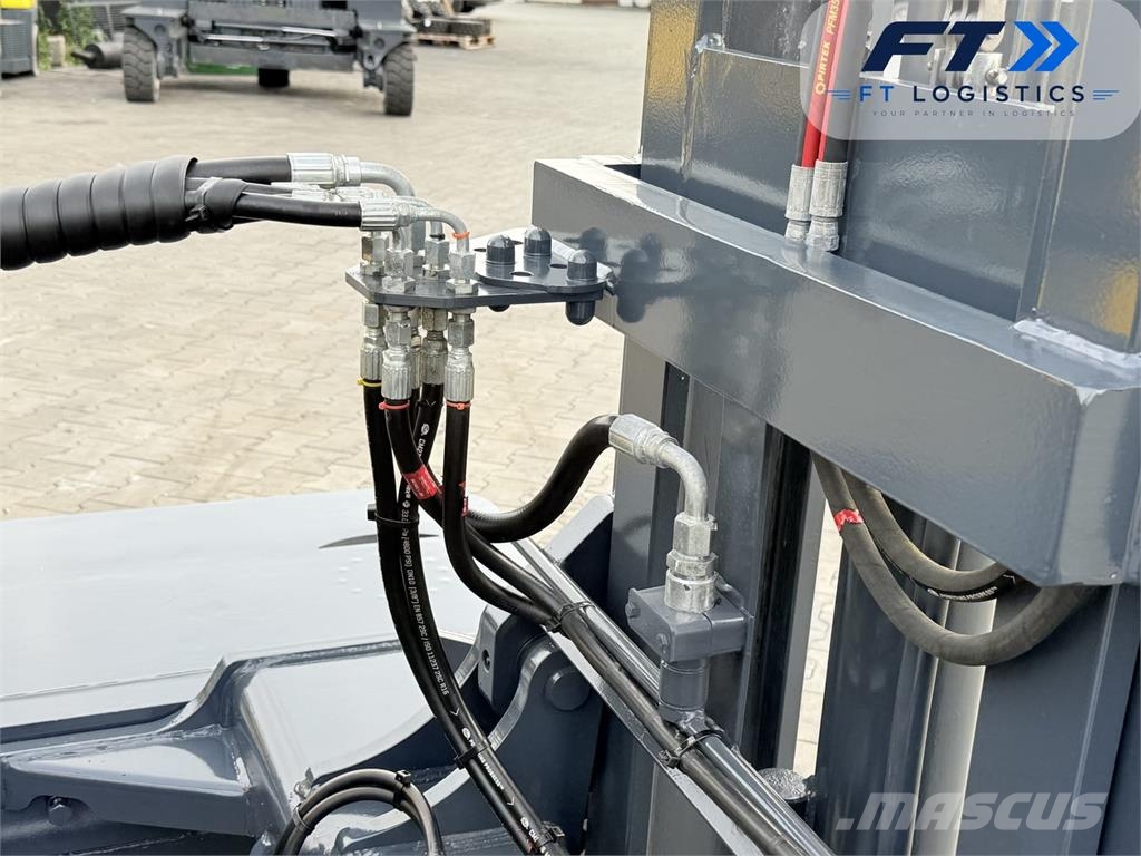 Combilift C4800 | DUPLEX 4040MM | GAS | WIDE FORK POSITIONER Stivuitoare cu patru brate