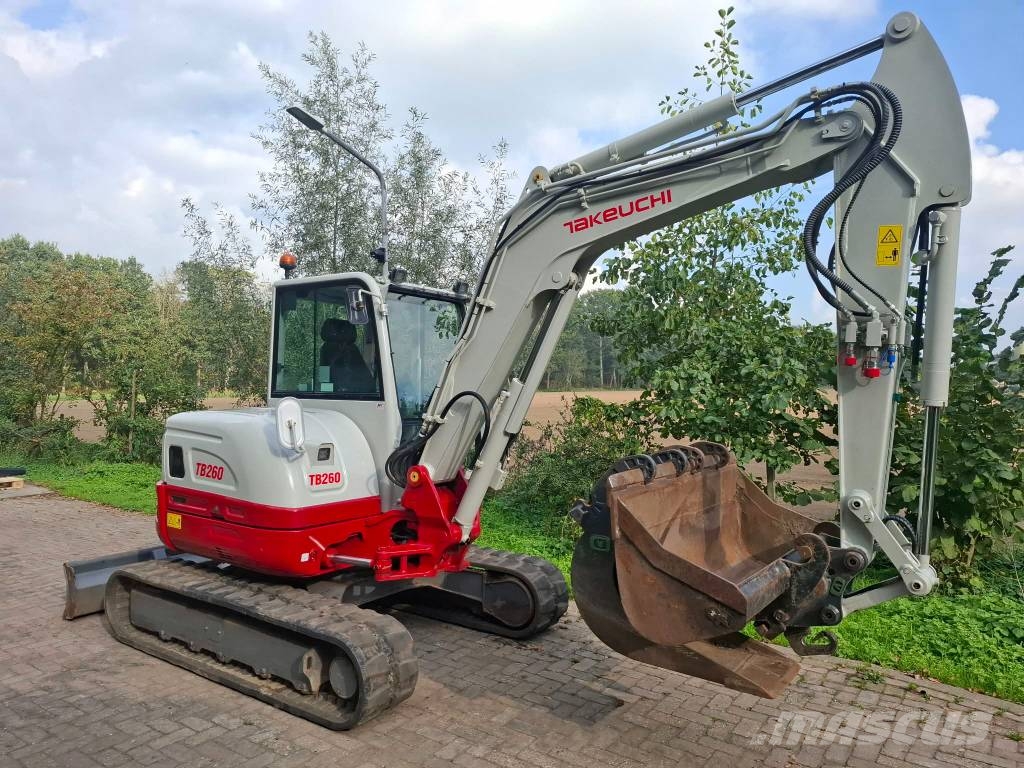 Takeuchi TB 260 Mini bageri < 7t