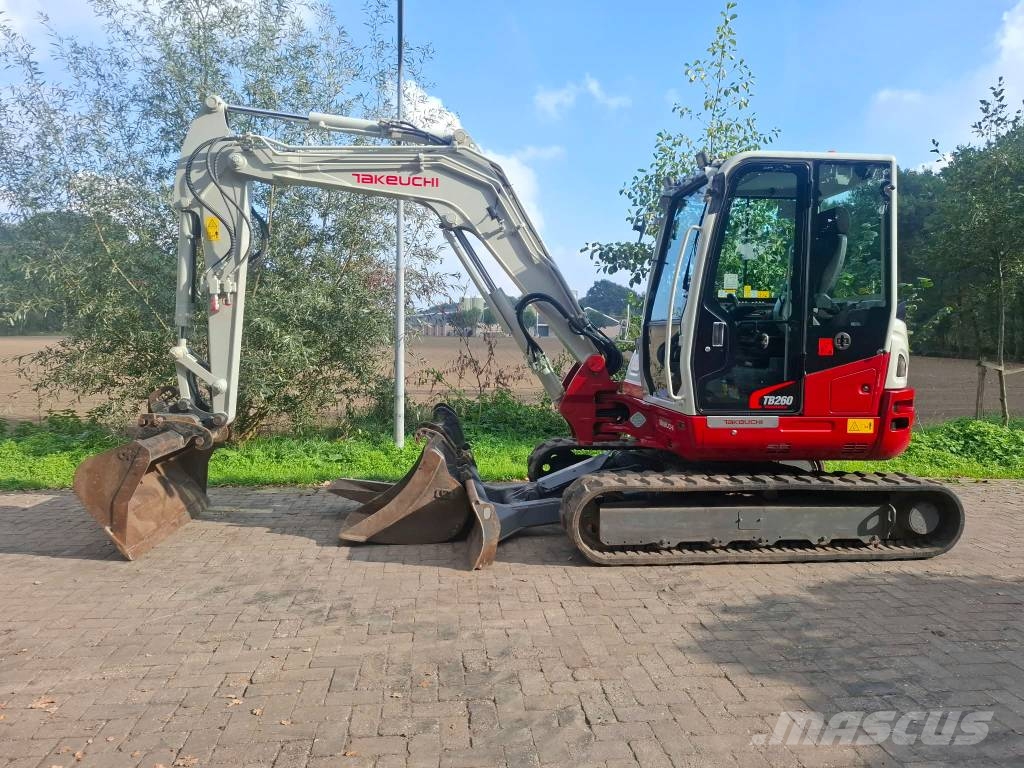 Takeuchi TB 260 Mini bageri < 7t