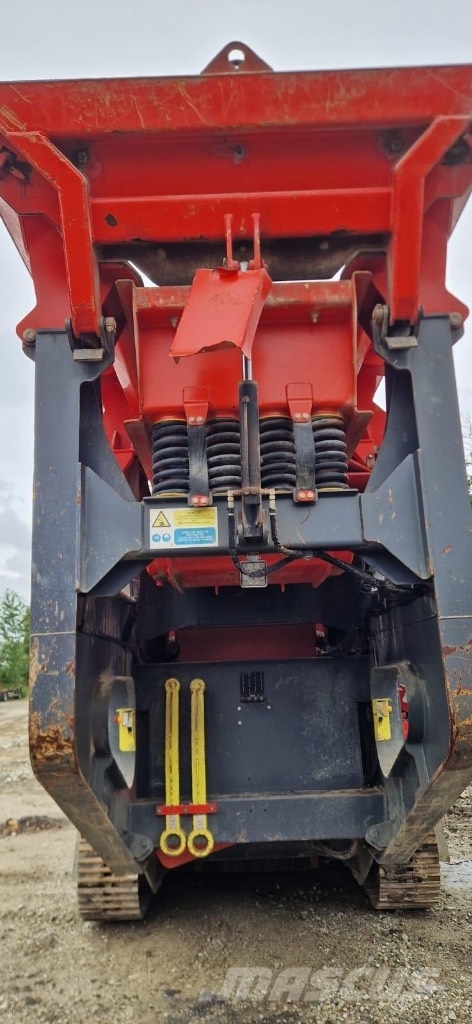 Sandvik QJ 241 Mobile Brecher