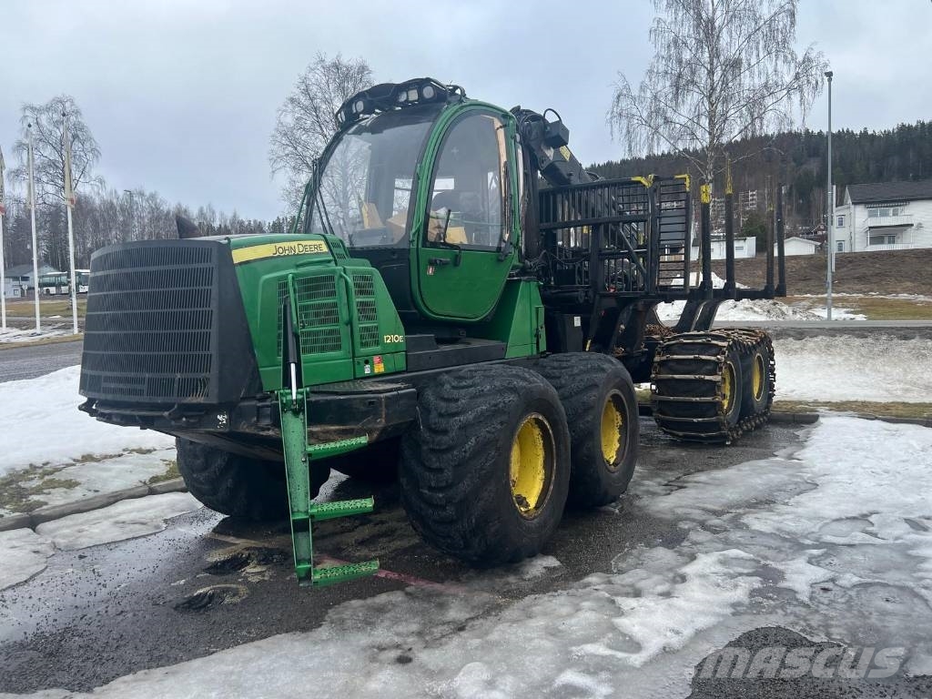 John Deere 1210 E Autocargadoras