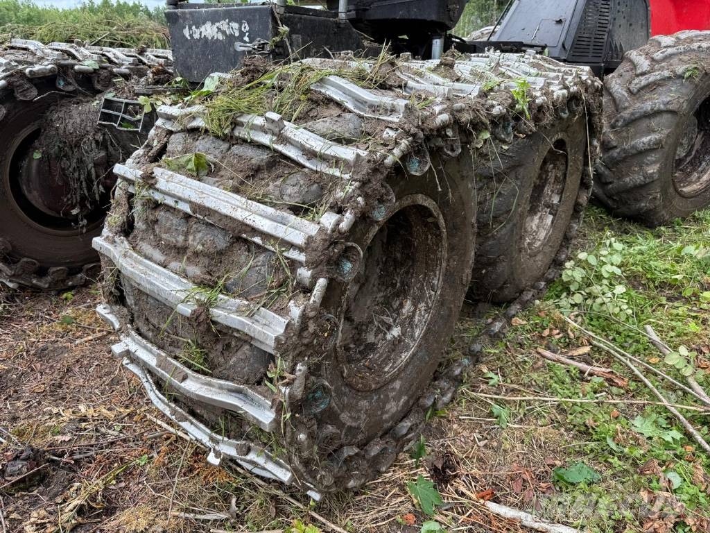 Komatsu 931 Harvesters
