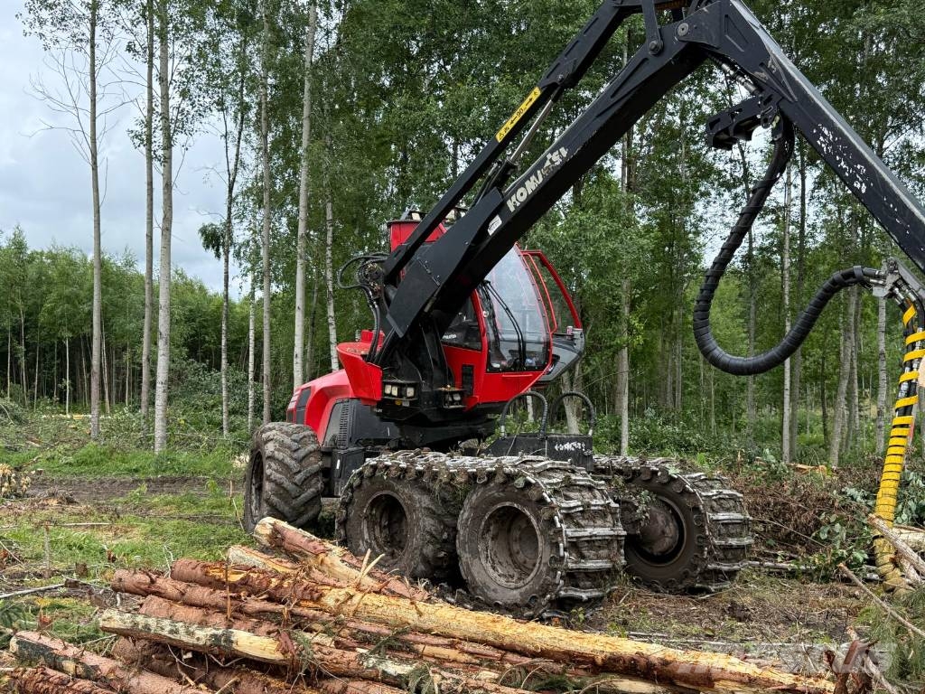 Komatsu 931 Harvesters
