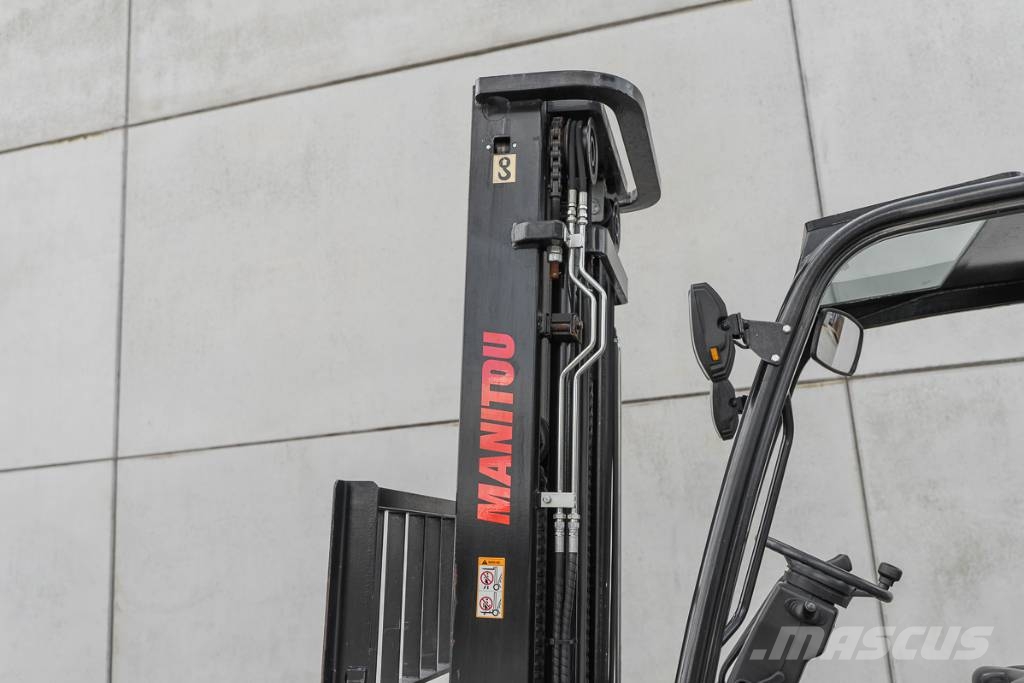 Manitou MI 30 D Dīzeļa autoiekrāvēji