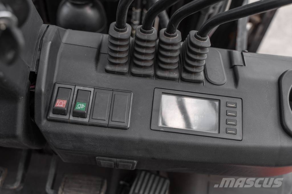 Manitou MI 30 D Dīzeļa autoiekrāvēji