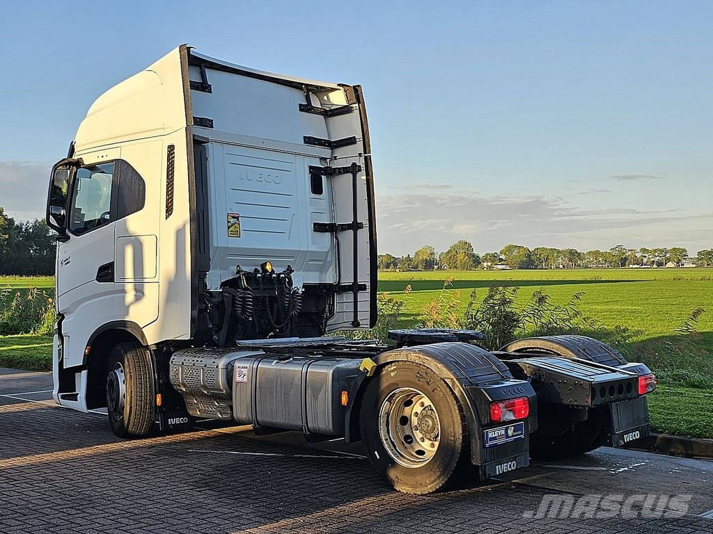 Iveco S-WAY AS440S49 Влекачи