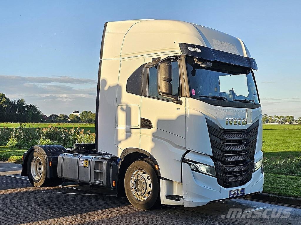 Iveco S-WAY AS440S49 Влекачи