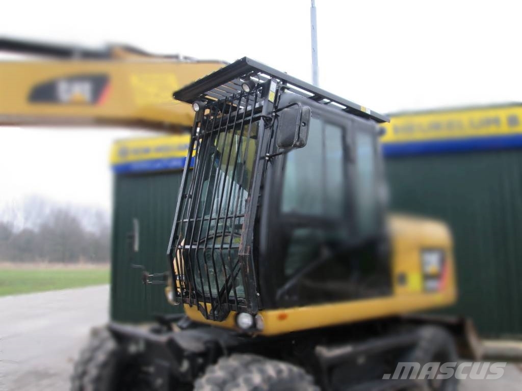 CAT M 313 D cabine bescherming Kabinen