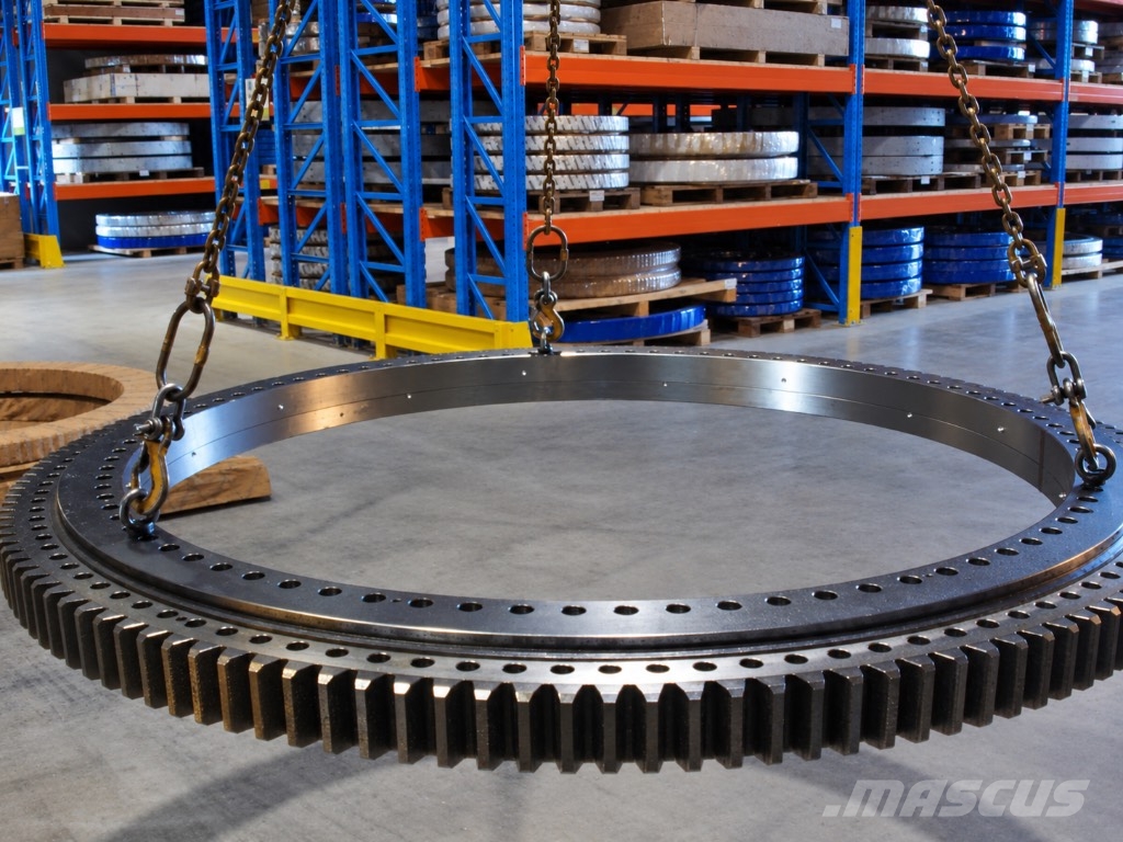 Demag Drehkranz / Slewing Ring DEMAG TEREX PPM LIEBHERR أجزاء ومعدات رافعات