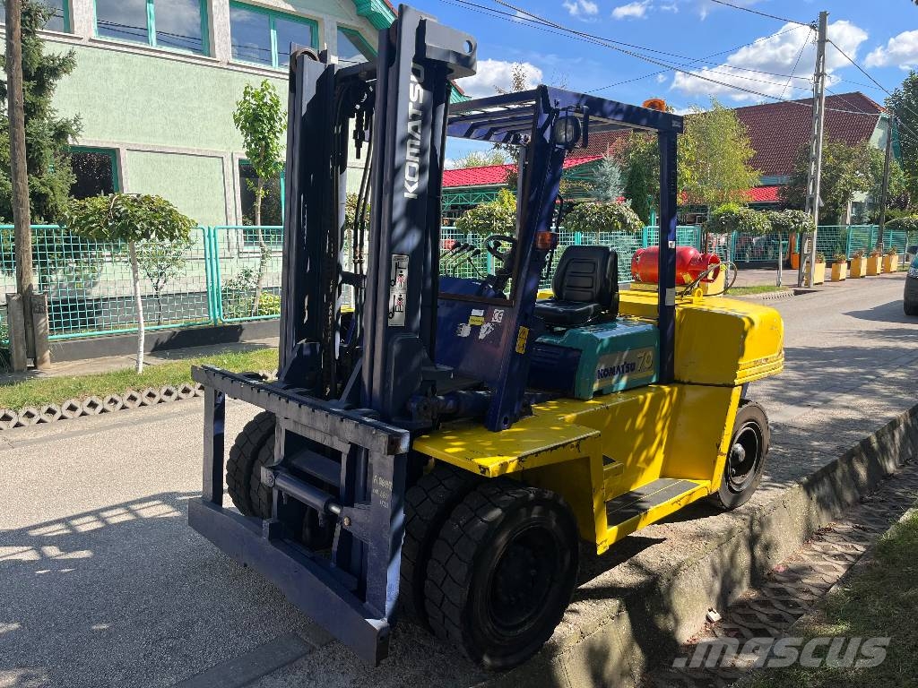 Komatsu FG70T-6 V-2003 IO LPG heftrucks