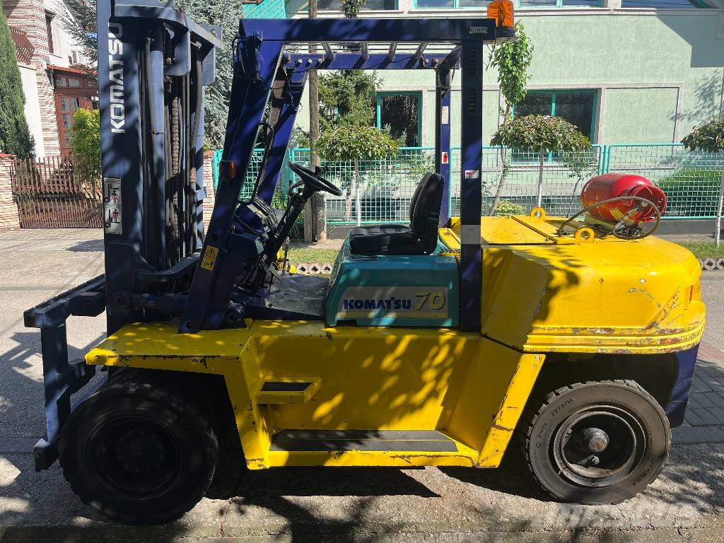 Komatsu FG70T-6 V-2003 IO LPG heftrucks