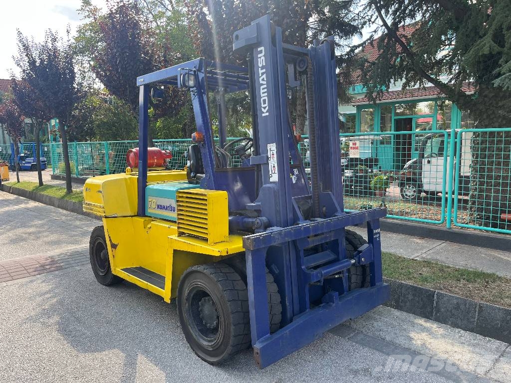 Komatsu FG70T-6 V-2003 IO LPG heftrucks