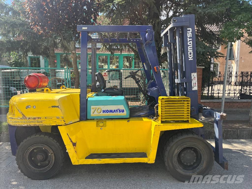 Komatsu FG70T-6 V-2003 IO LPG heftrucks
