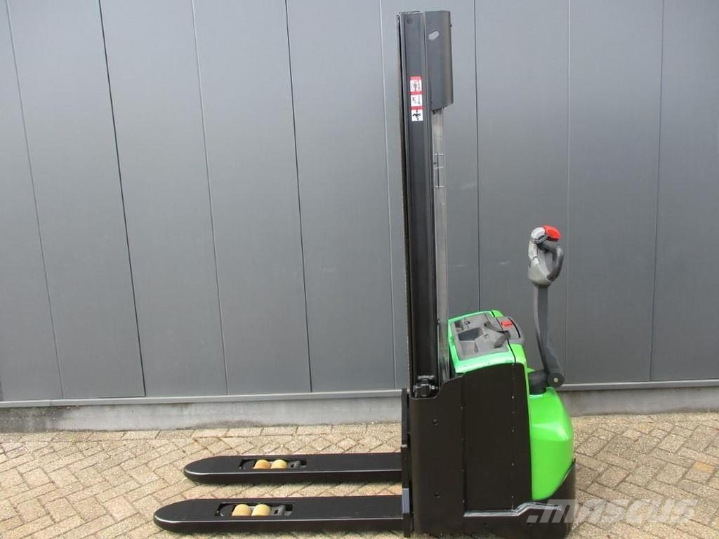 Cesab S212L Low lifter