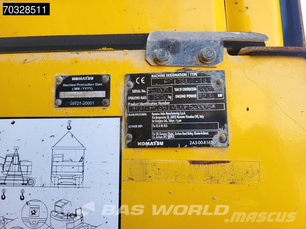 Komatsu PC138 US-11 Bageri gusjeničari