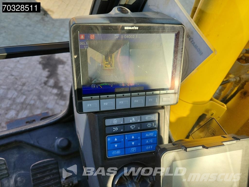 Komatsu PC138 US-11 Bageri gusjeničari