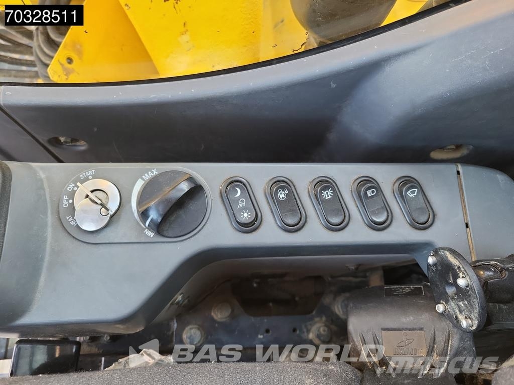 Komatsu PC138 US-11 Bageri gusjeničari