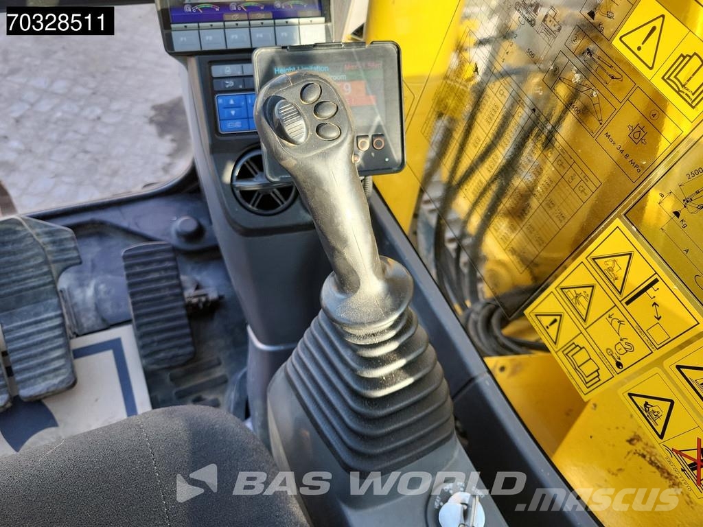 Komatsu PC138 US-11 Bageri gusjeničari