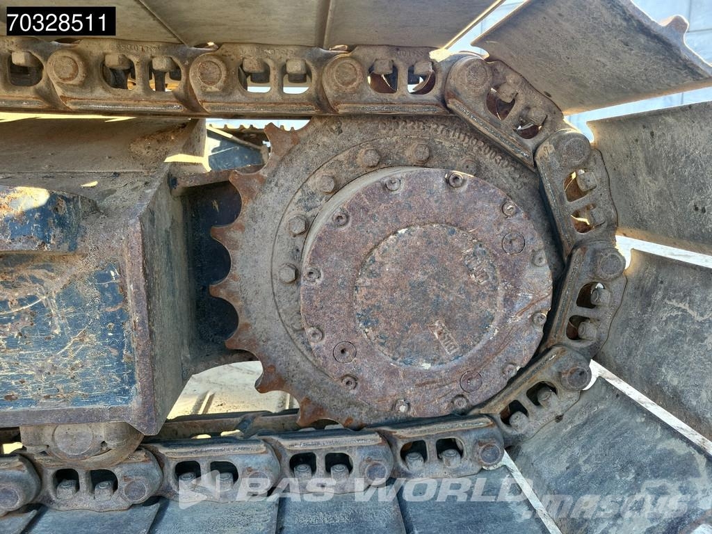 Komatsu PC138 US-11 Bageri gusjeničari