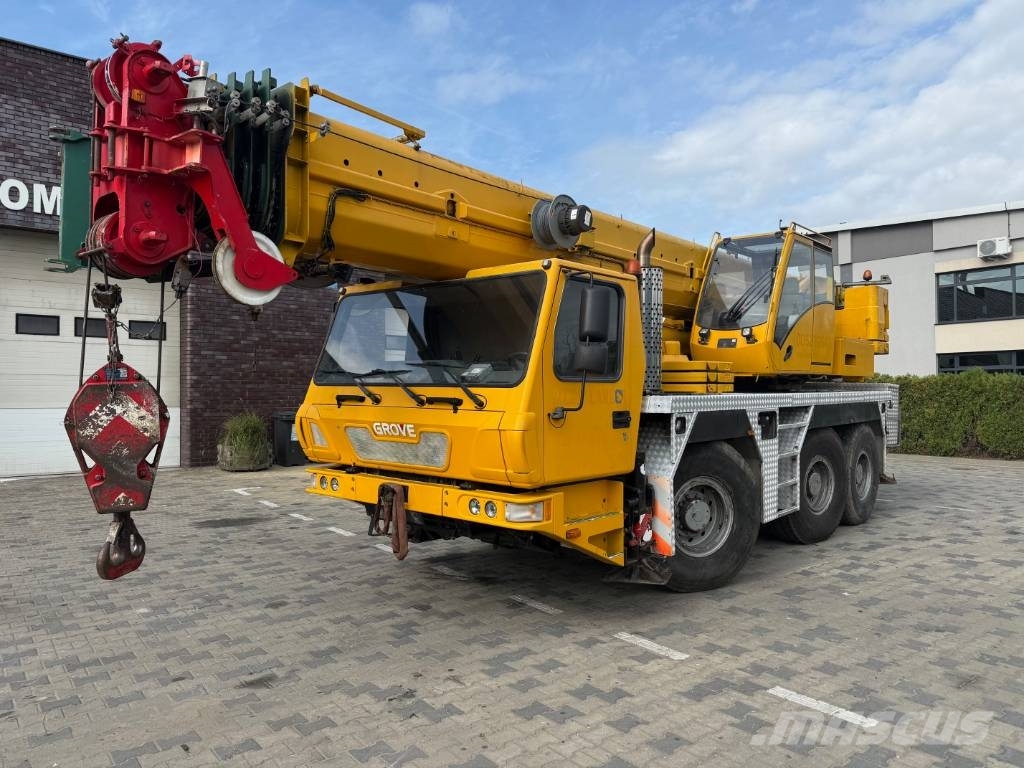 Grove GMK 3055 Visureigiai kranai