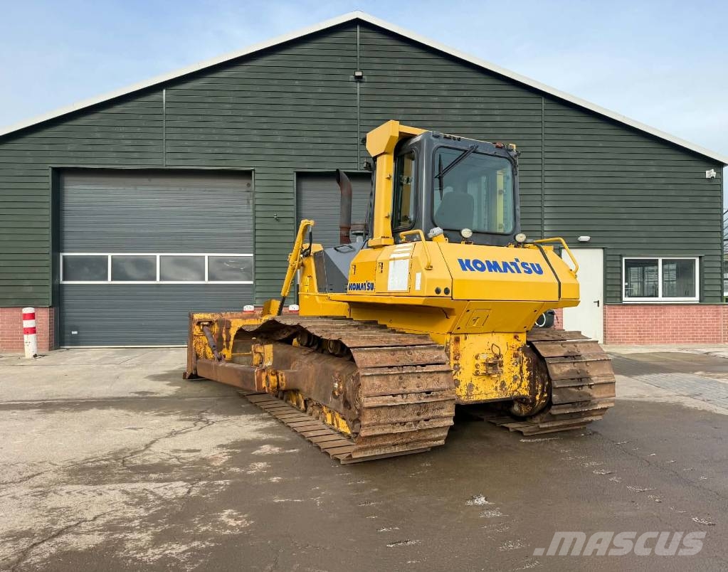 Komatsu D 65 PX-15 E0 Crawler dozers