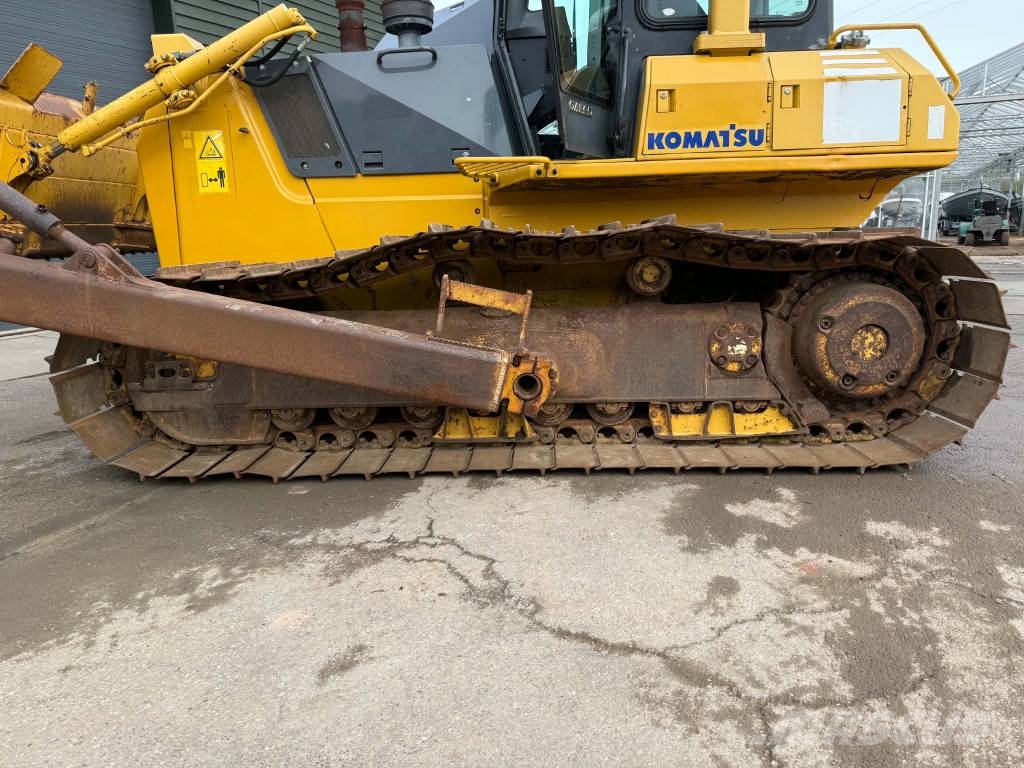 Komatsu D 65 PX-15 E0 Crawler dozers