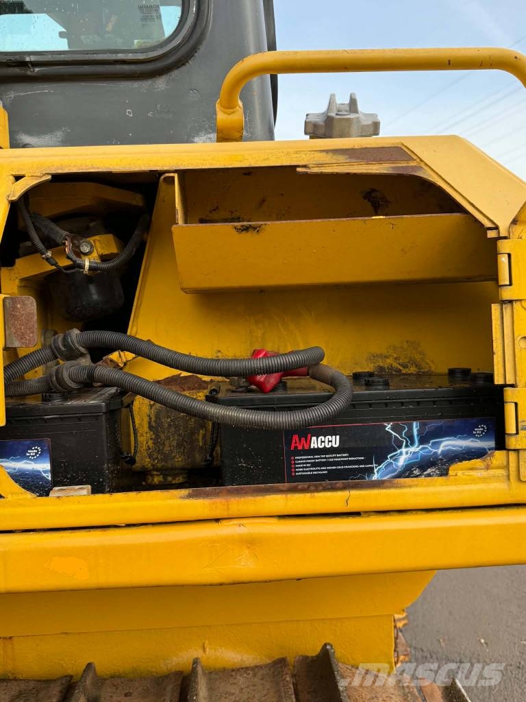 Komatsu D 65 PX-15 E0 Crawler dozers