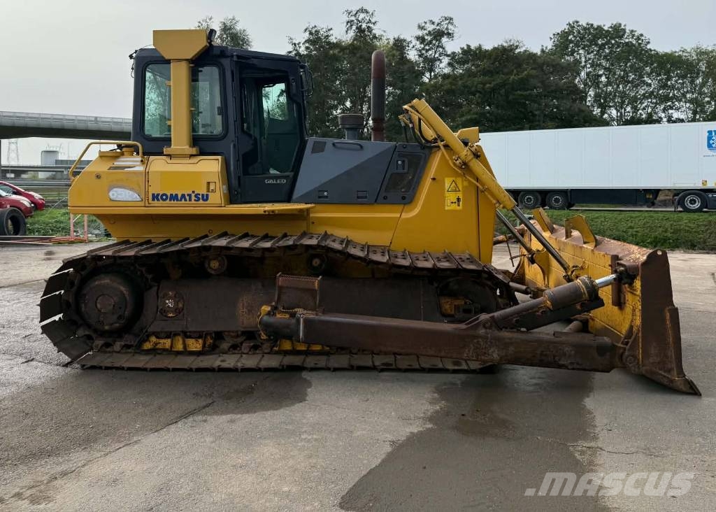 Komatsu D 65 PX-15 E0 Crawler dozers