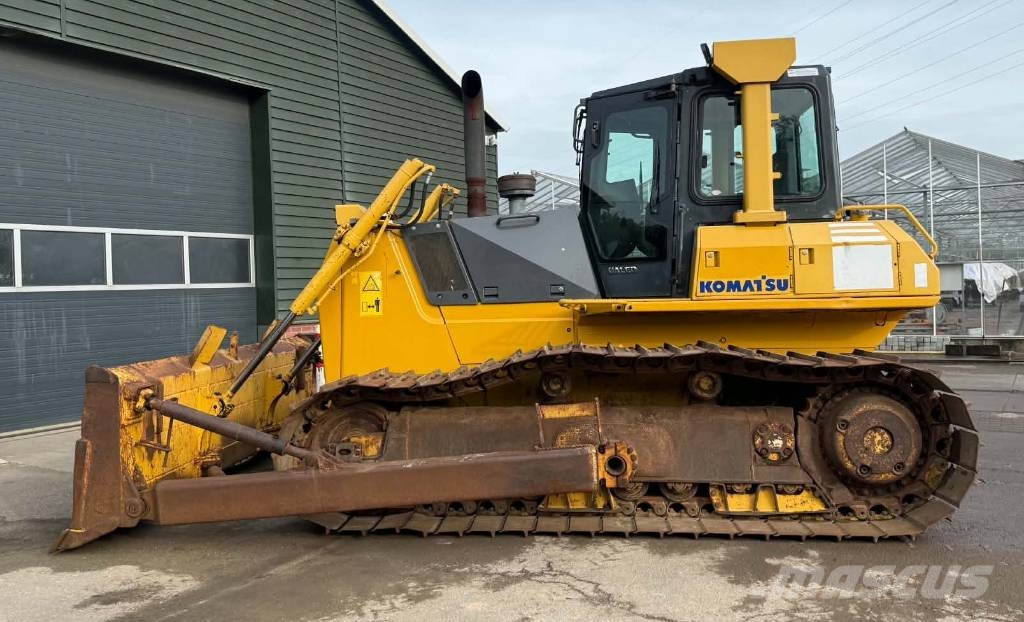 Komatsu D 65 PX-15 E0 Crawler dozers
