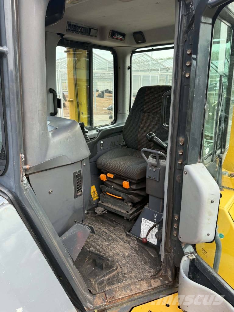 Komatsu D 65 PX-15 E0 Crawler dozers