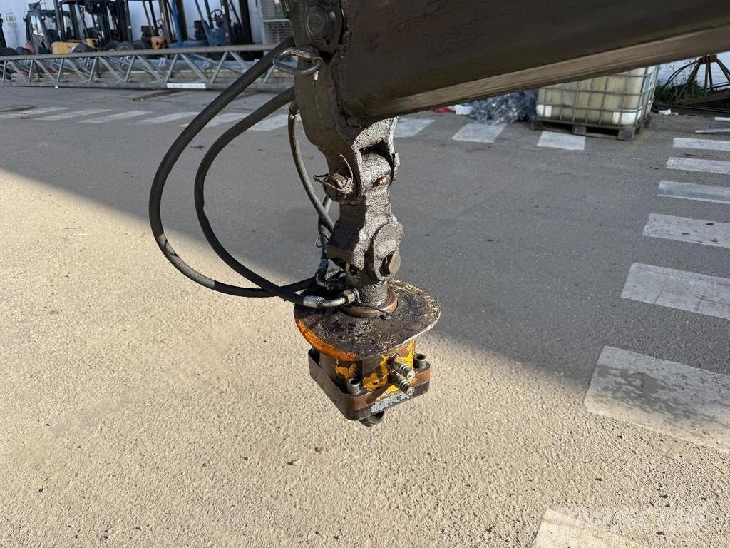 HMF 2620-K5 2016 CRANE + 5 EXTENSIONS + ROTATOR + REMO Kranovi za utovar