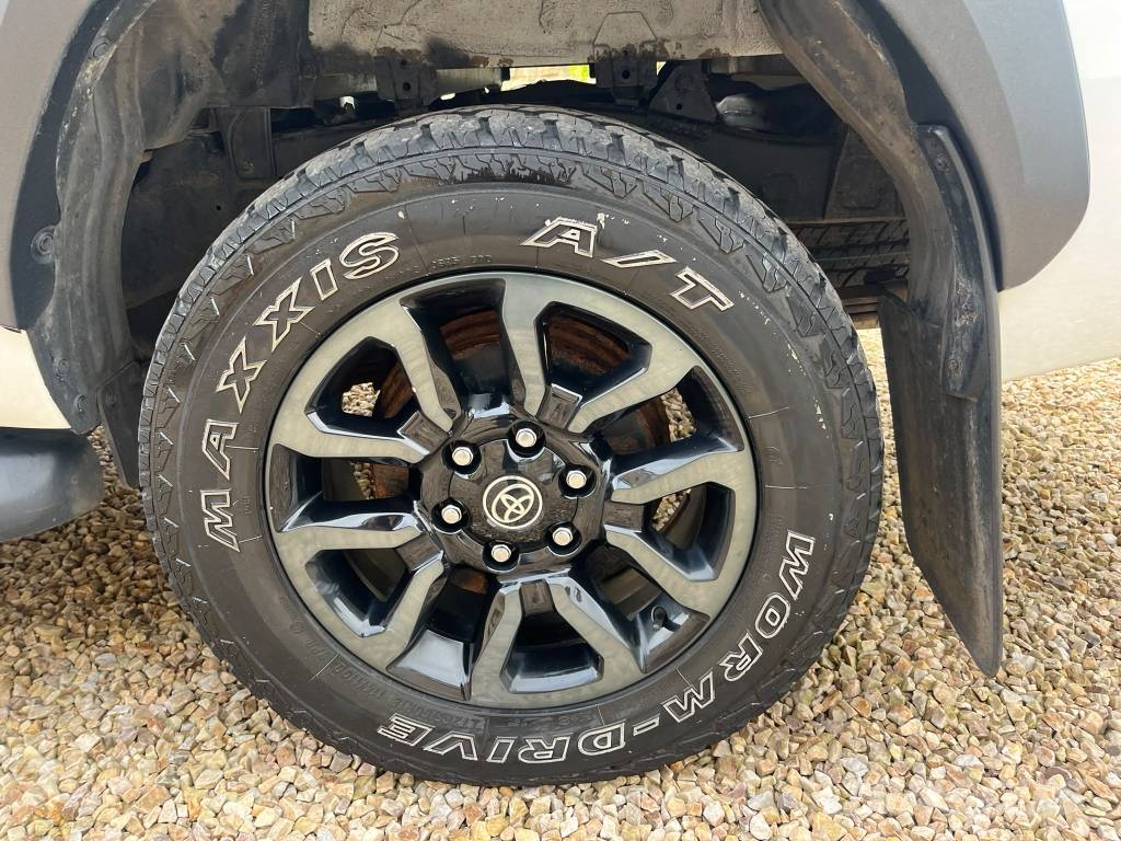 Toyota Hilux Pick up/Dropside
