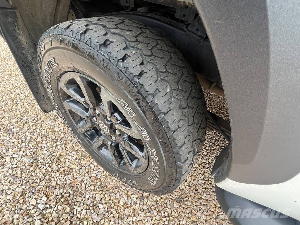 Toyota Hilux Pick up/Dropside