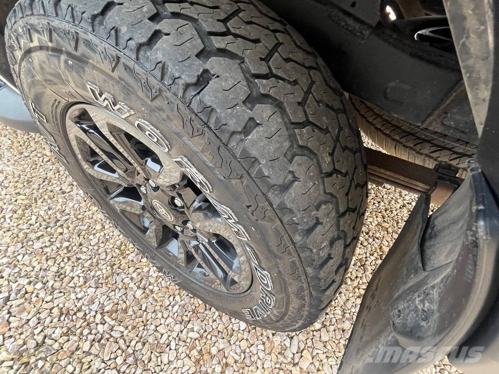 Toyota Hilux Pick up/Dropside