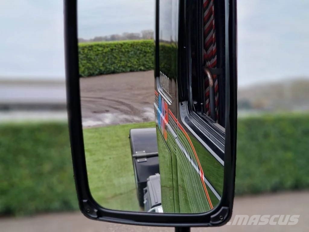 Volvo F 16 500 Globetrotter 4x2 - Fully renovated - Volv Tahače