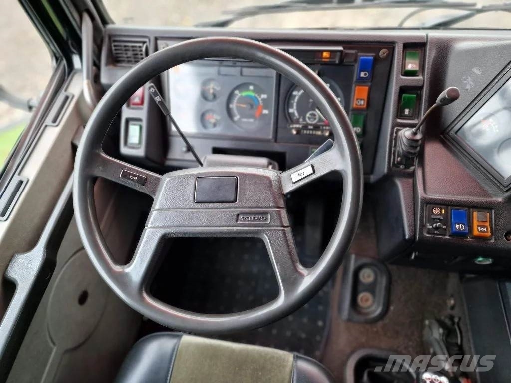 Volvo F 16 500 Globetrotter 4x2 - Fully renovated - Volv Tahače