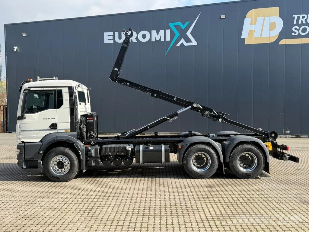 MAN TGS 26.520 TGS 26.520 6x4 Euro6e MultiLift 20s56 Hook lift trucks