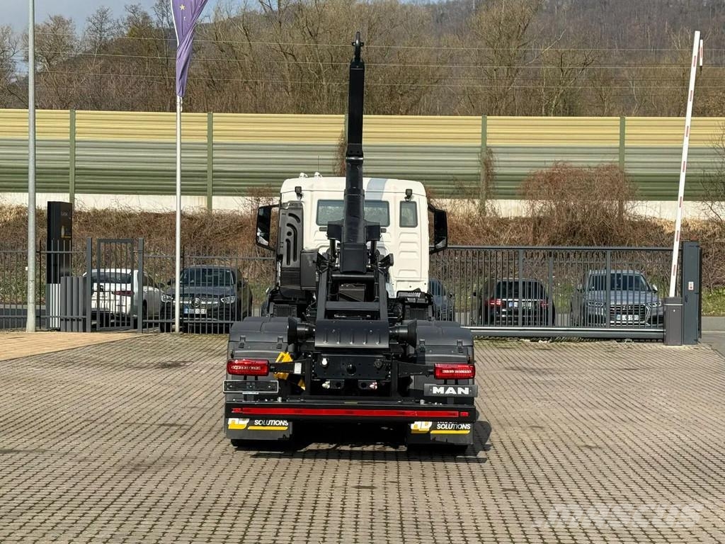 MAN TGS 26.520 TGS 26.520 6x4 Euro6e MultiLift 20s56 Hook lift trucks