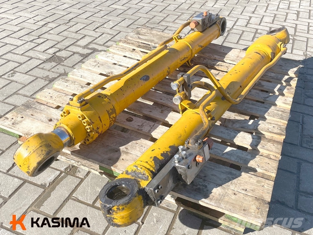 JCB JS130LC Boom Cylinders Hidraulikos įrenginiai