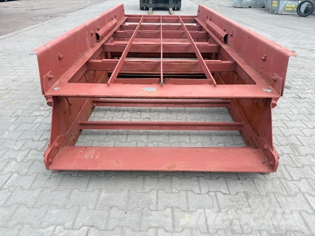 Extec 2-deck aggregate screener غرابيل