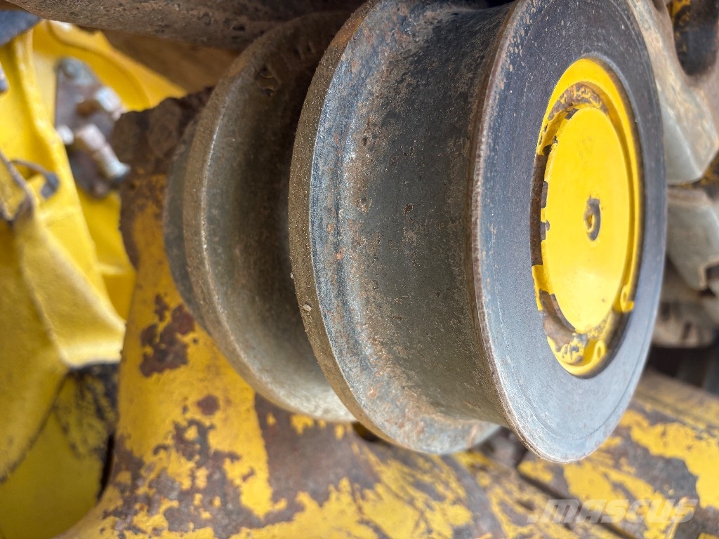 Komatsu D 61 PX24 (Leica GPS - Fold Blade - Ripper) Buldozer sobre oruga