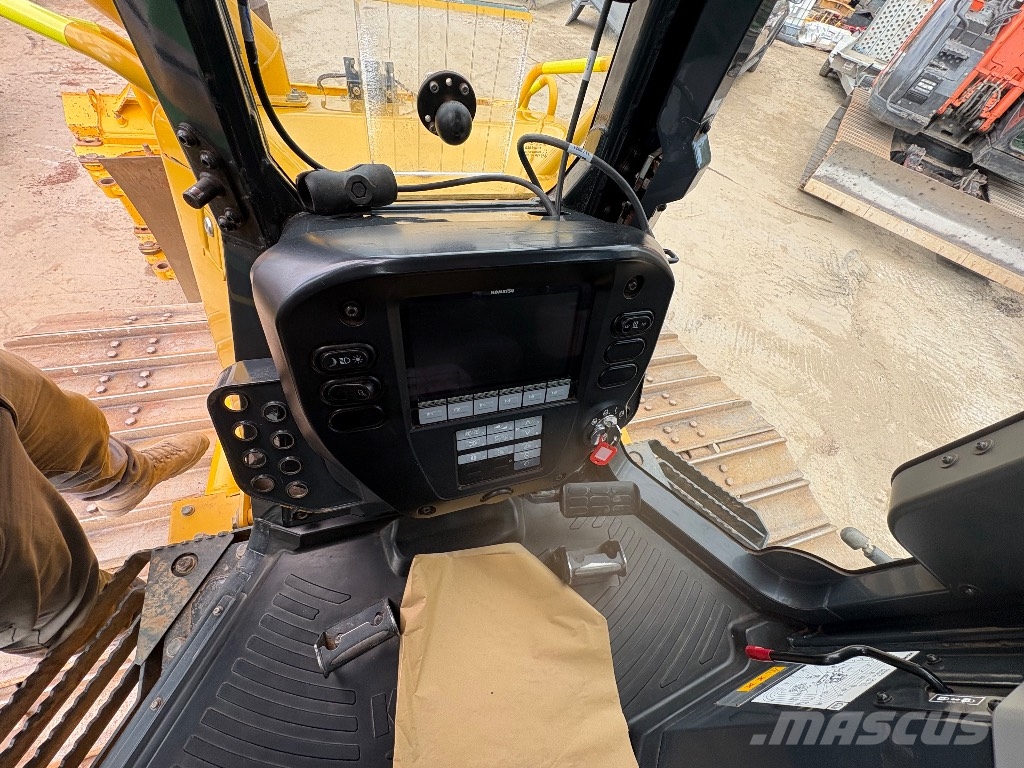Komatsu D 61 PX24 (Leica GPS - Fold Blade - Ripper) Buldozer sobre oruga