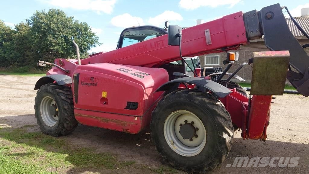 New Holland LM 1345 テレスコーピックハンドラー