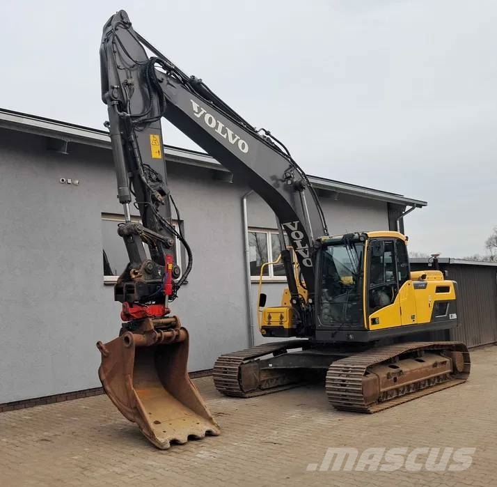 Volvo EC 220 DL 履带挖掘机