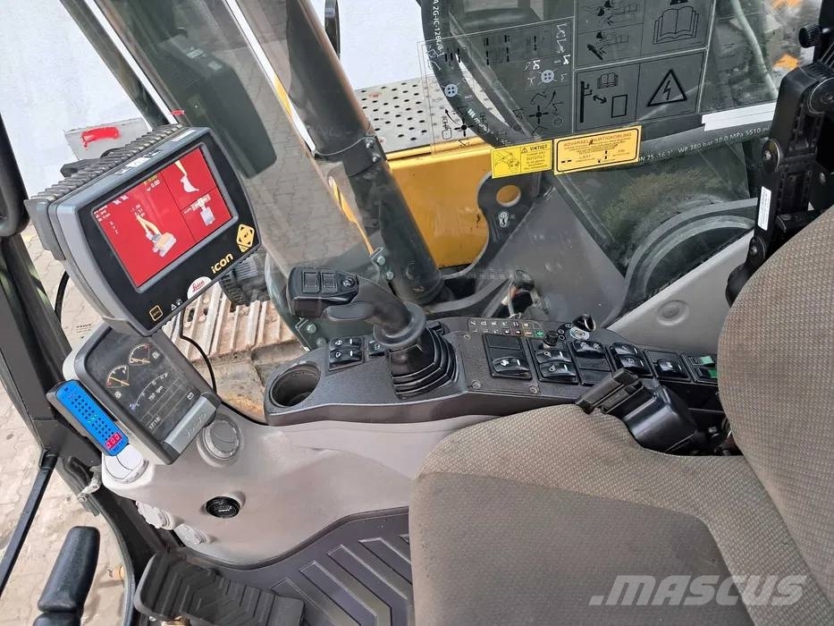 Volvo EC 220 DL 履带挖掘机
